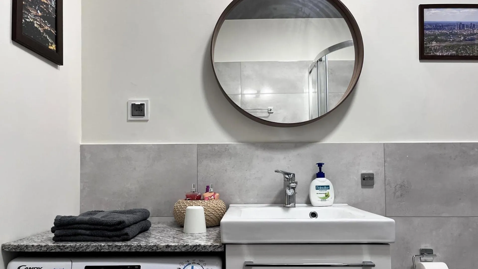 Metro Dzialdowska - Spacious Studio Warsaw